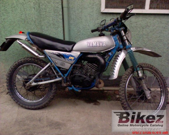 1981 Yamaha DT 175 MX photo